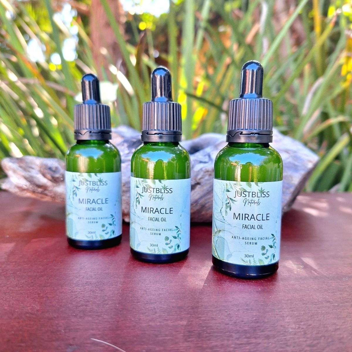 FACIAL OiL: Miracle Oil (A balancing facial oil for all skin types-even oily and acne-prone skin). - JUSTBLiSS Naturals