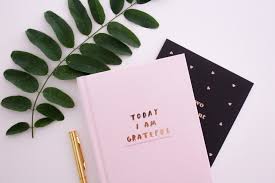 5 BENEFITS OF KEEPING A GRATITUDE JOURNAL FOR OPTIMAL WELLNESS - JUSTBLiSS Naturals