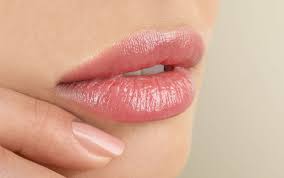 CBD LIP BALM: WHAT DOES IT DO FOR YOUR LIPS?