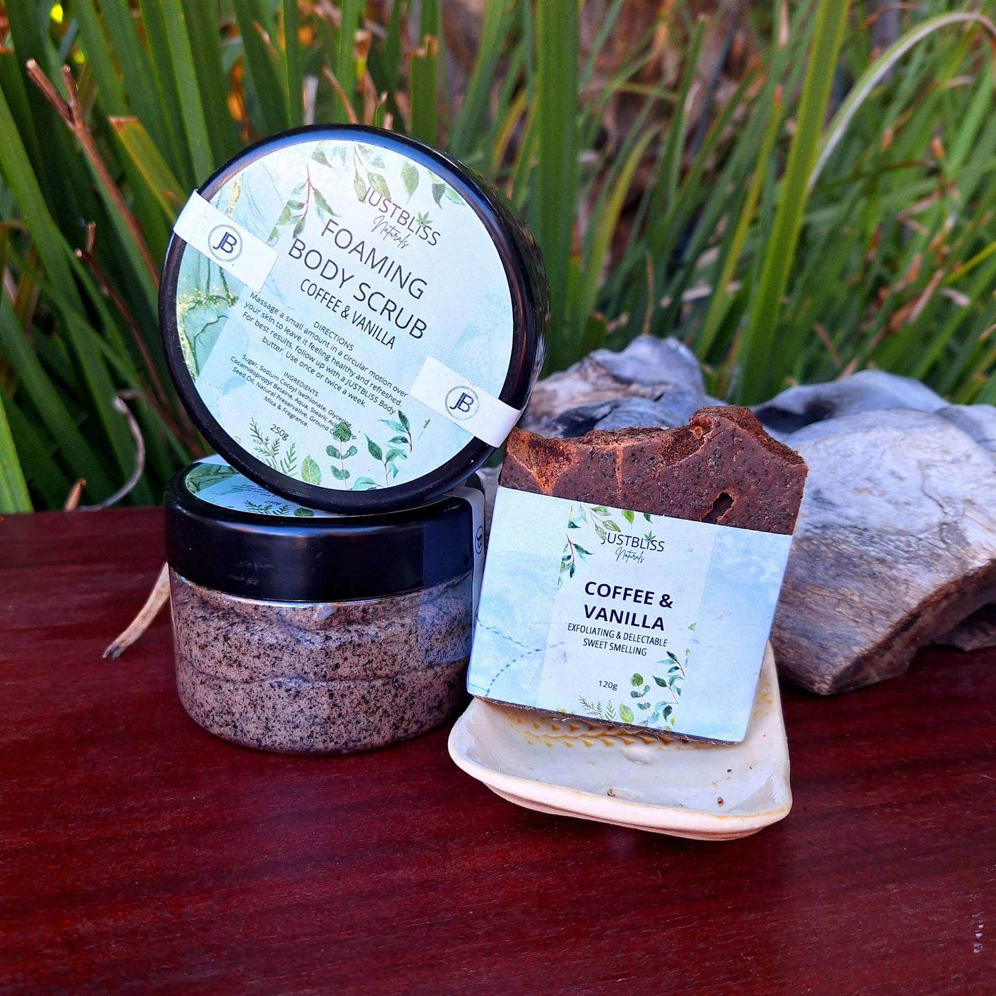 GIFT BOX: Coffee & Vanilla - JUSTBLiSS Naturals