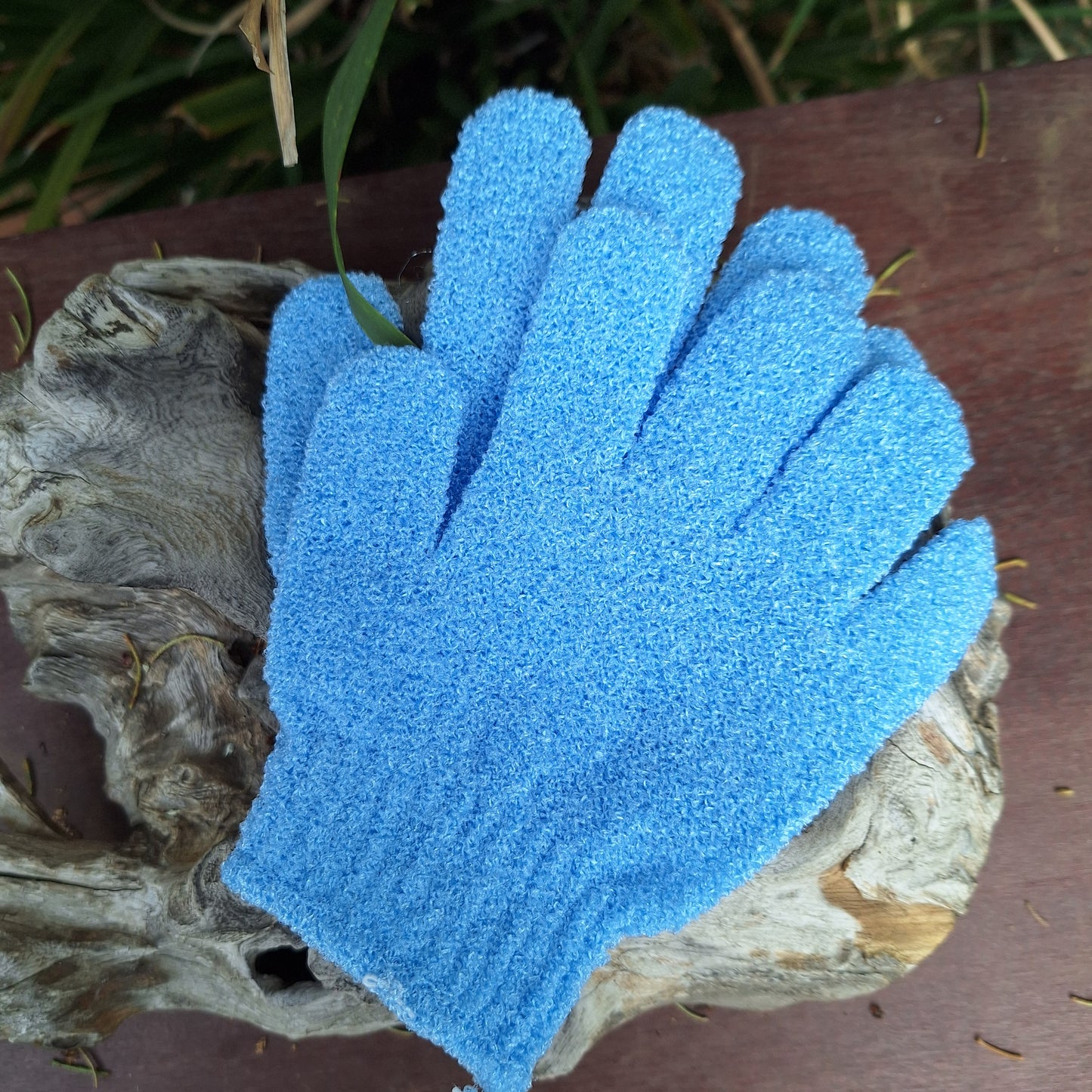 BATH & SHOWER: Body Scrub Gloves