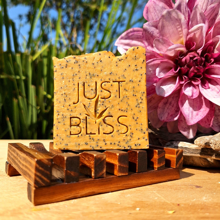 Lemongrass & Poppyseed Soap Bar – Detoxifying, Exfoliating Cleanser