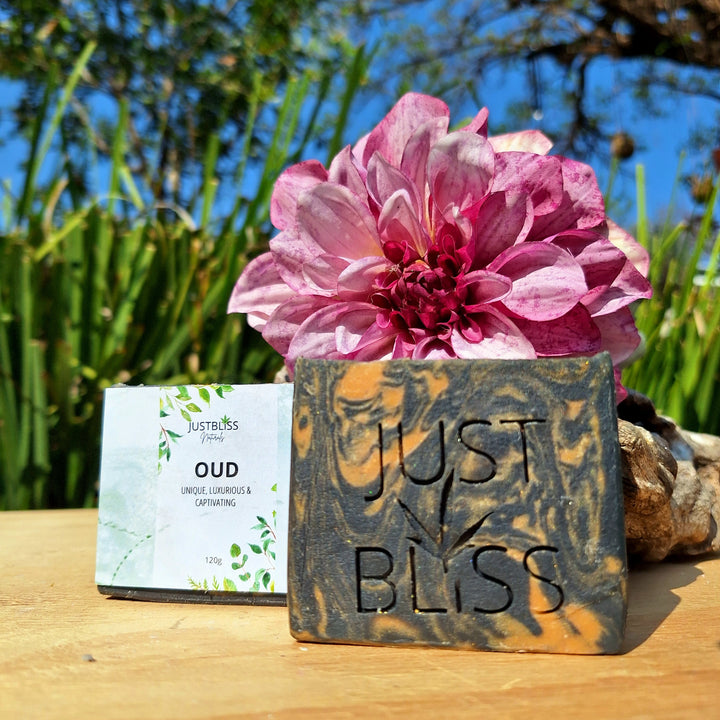 Oud Luxury Soap Bar – Silky Moisture & Enchanting Scent