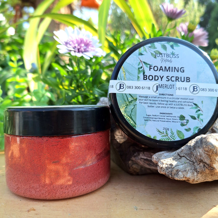 Foaming Body Scrub – Plant-Based Exfoliation in Refreshing Scents