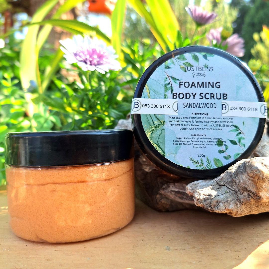 Foaming Body Scrub – Plant-Based Exfoliation in Refreshing Scents