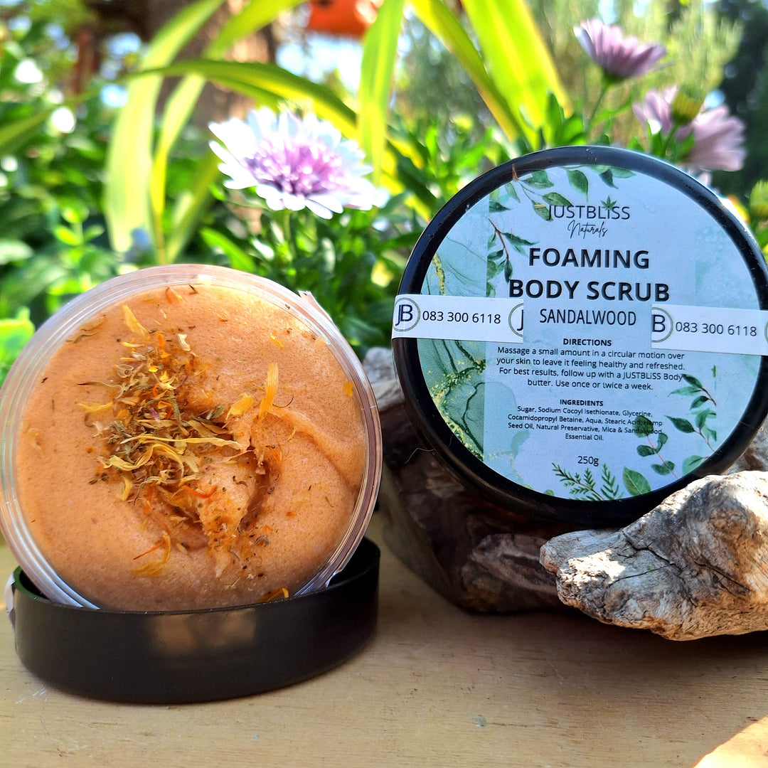 Foaming Body Scrub – Plant-Based Exfoliation in Refreshing Scents