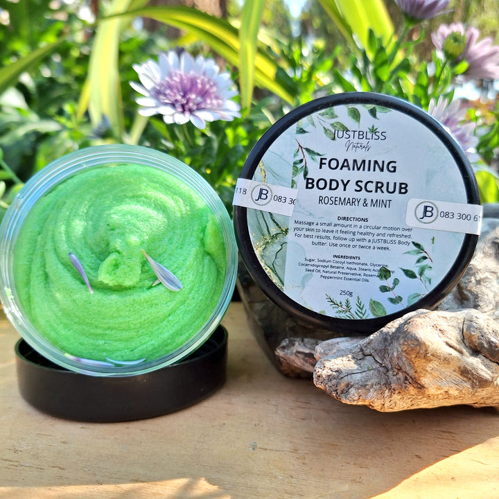 Foaming Body Scrub – Plant-Based Exfoliation in Refreshing Scents