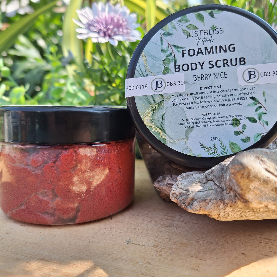 Foaming Body Scrub – Plant-Based Exfoliation in Refreshing Scents