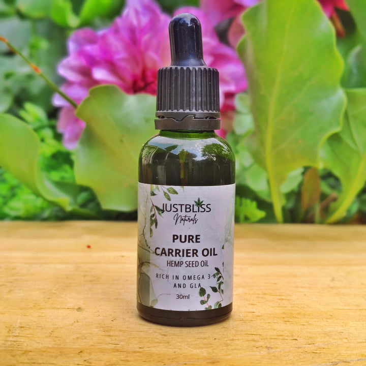 Hemp Seed Oil – Cold-Pressed, Nutrient-Rich & Eco-Friendly Carrier