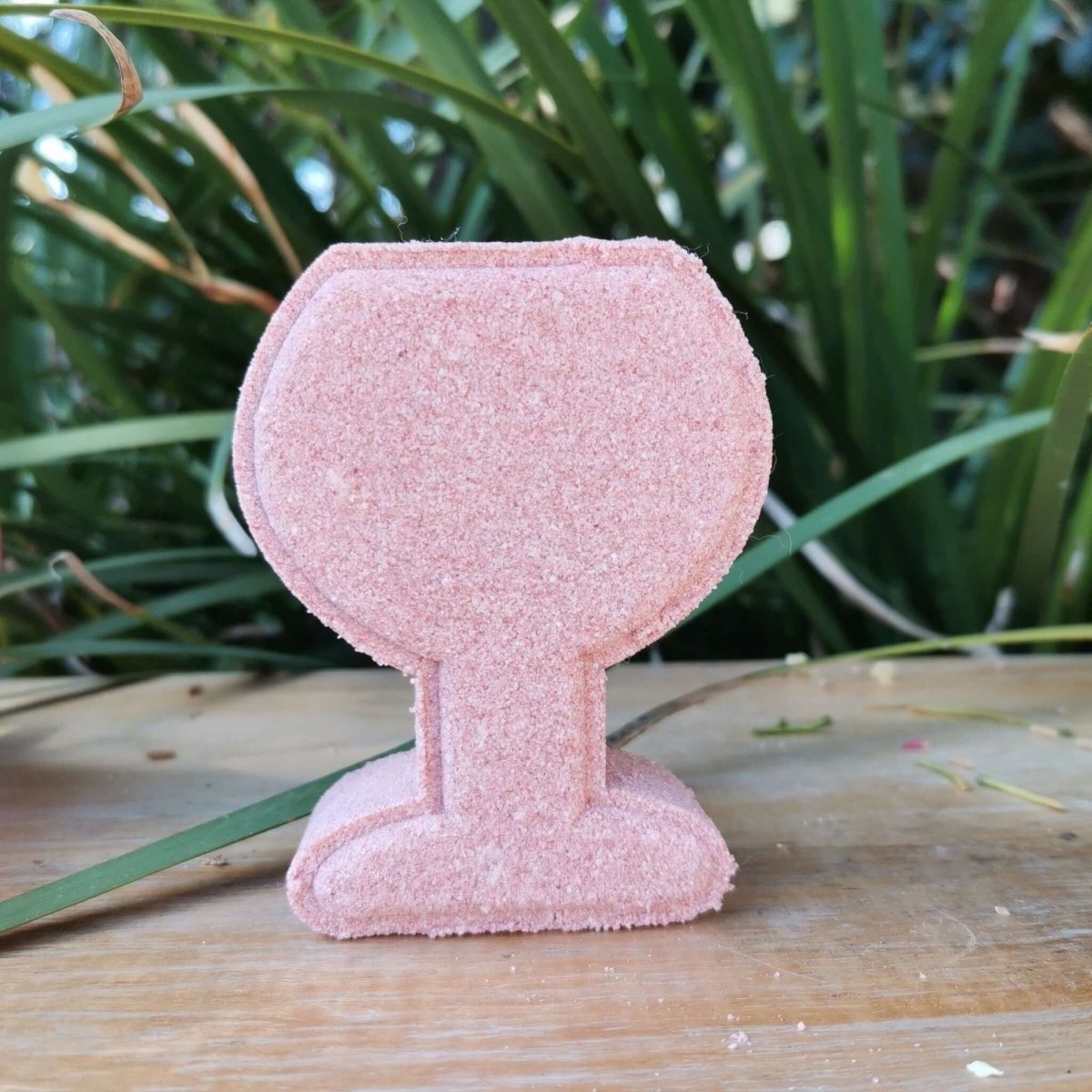 BATH BOMB: Merlot Wineglass. - JUSTBLiSS Naturals