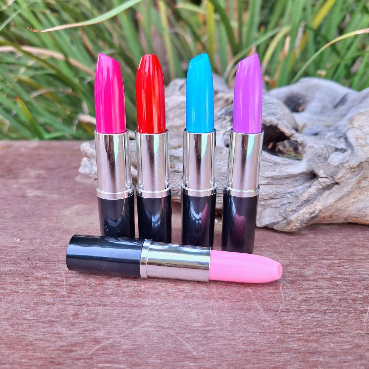 ESSENTIALS: Lipstick Pen - JUSTBLiSS Naturals