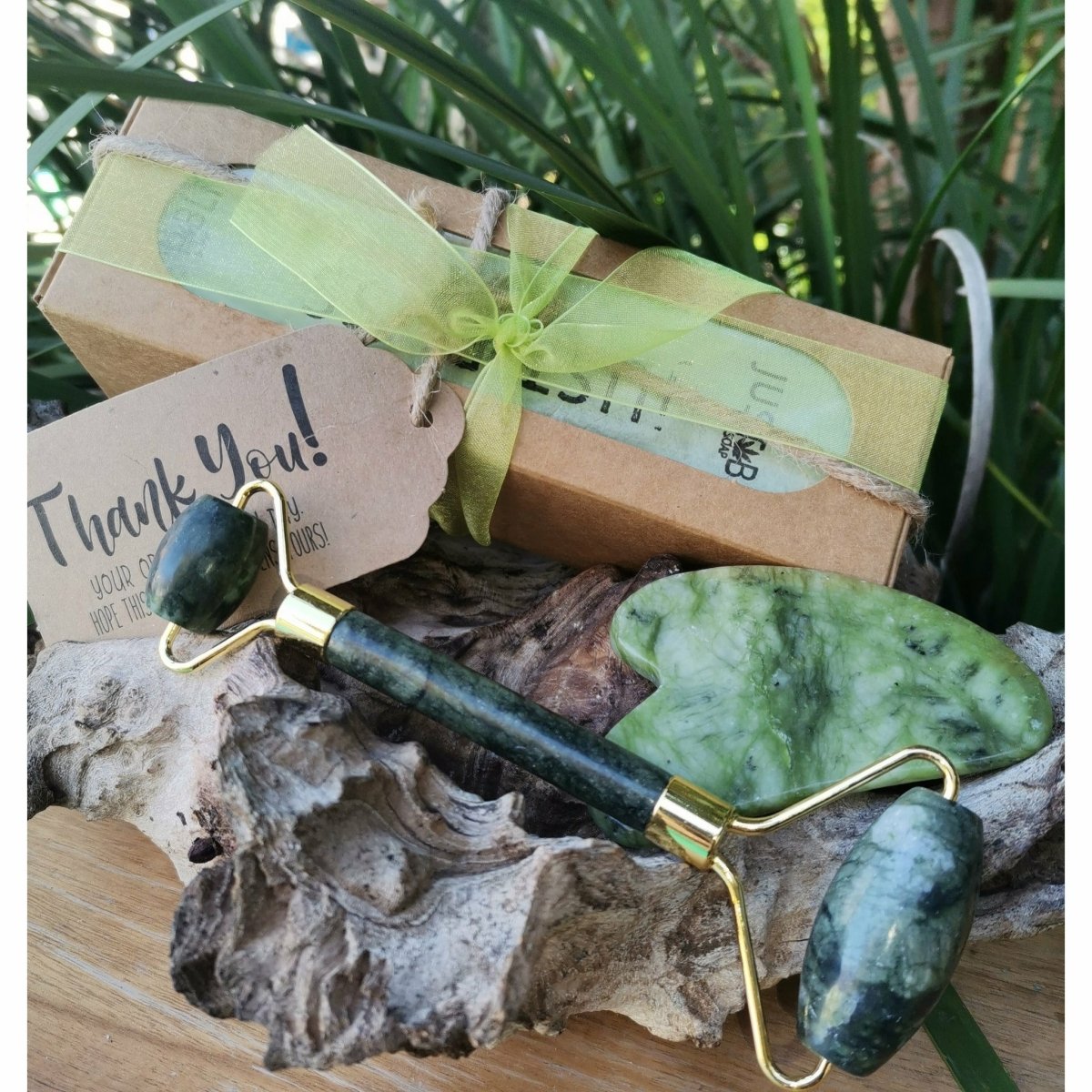 GIFT BOX: Jade Roller & Gua Sha - JUSTBLiSS Naturals