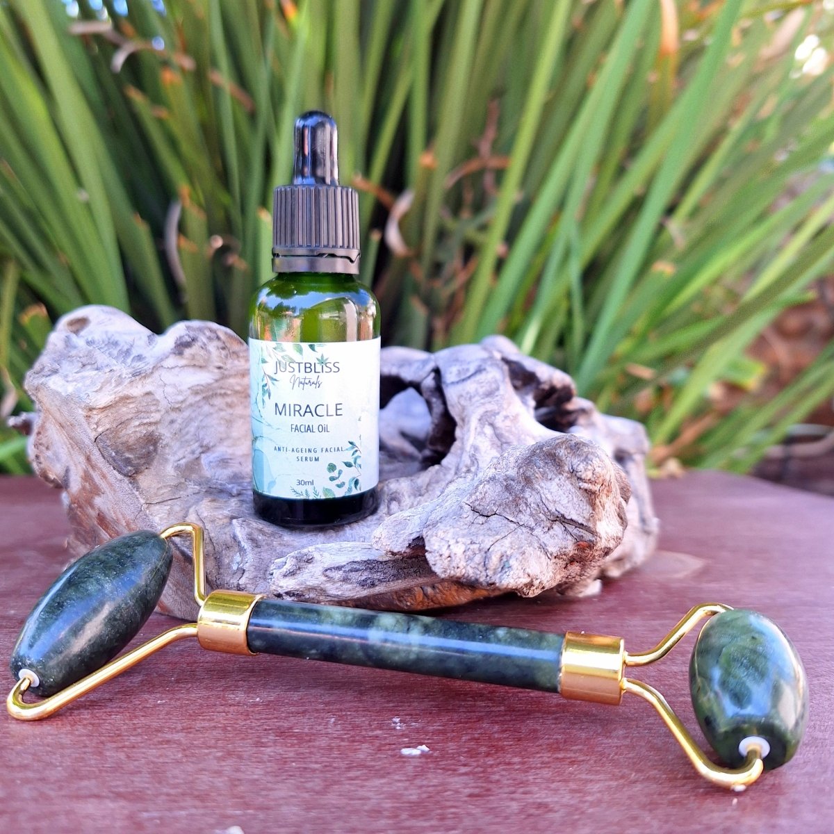 GIFT BOX: Jade Roller & Miracle Oil - JUSTBLiSS Naturals