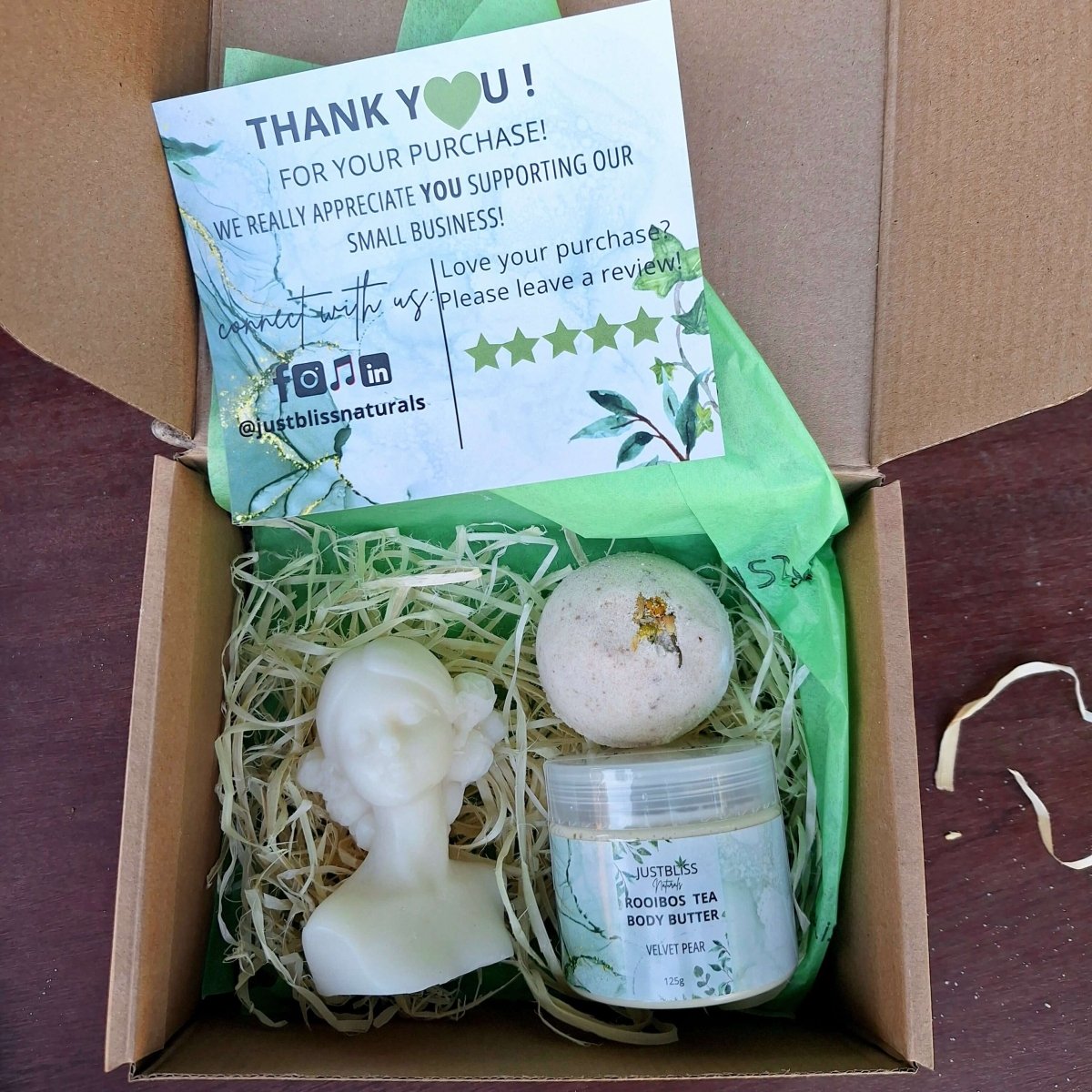 GIFT BOX: Simply Woman - JUSTBLiSS Naturals