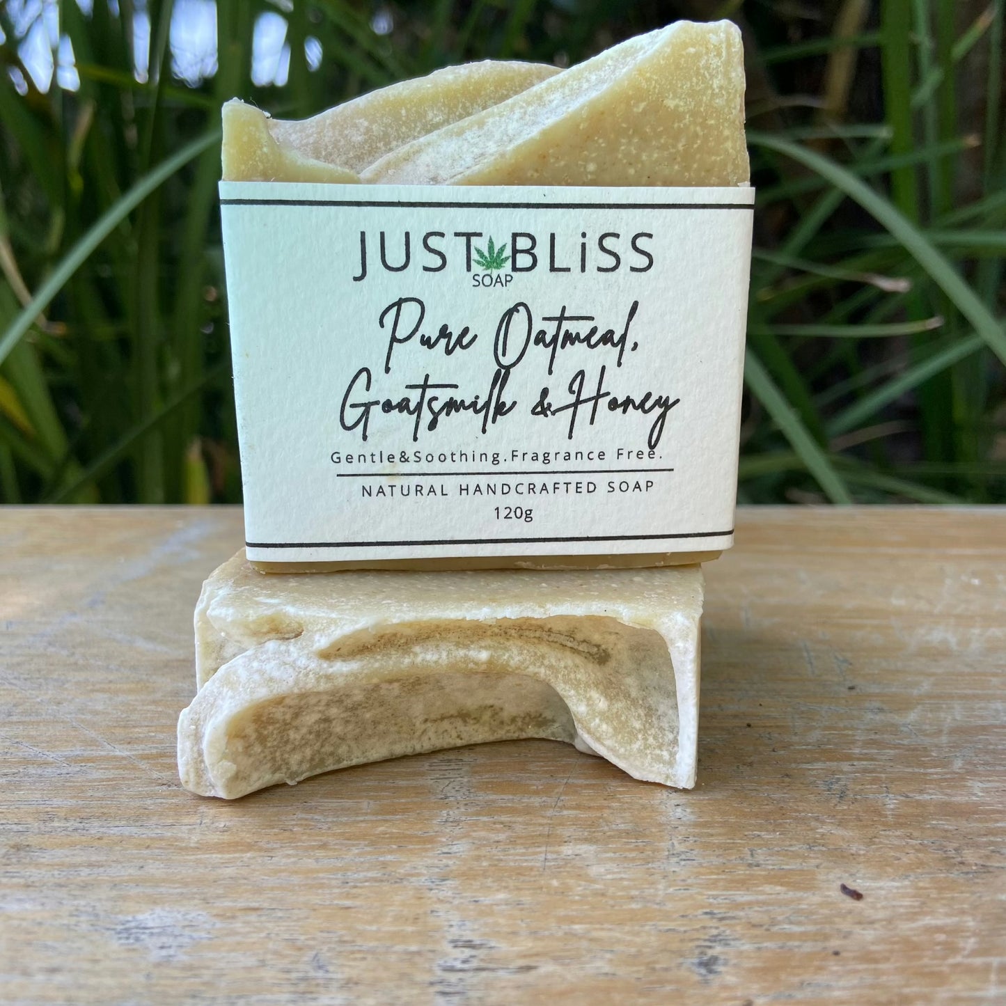 JUSTBLISS: SOAP BAR: goatmilk, oatmeal and honey